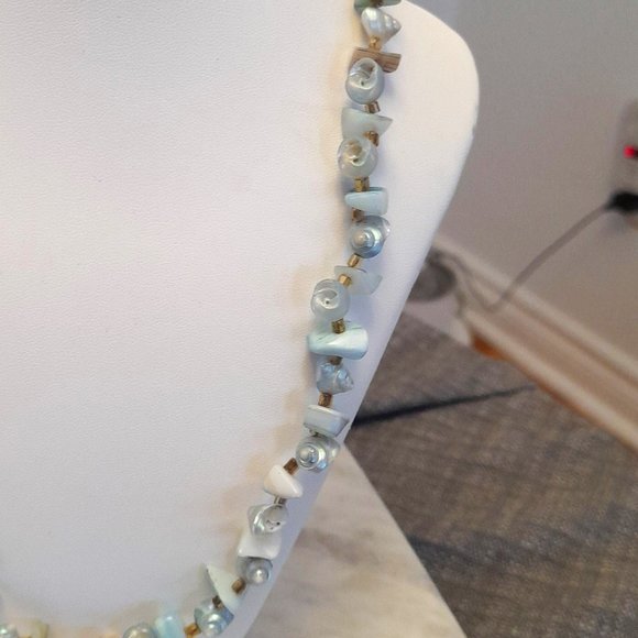 Light Blue Shell and Stone Necklace/ Coral coloured Shell Stretch Bracelet - Picture 9 of 14